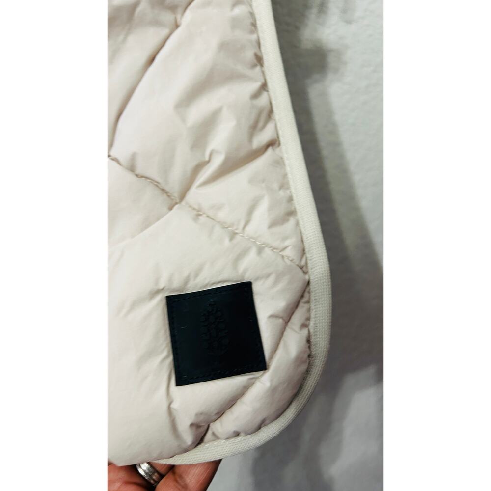 NEW Free People Chill Out Packable Puffer Poncho Scarf Jacket in Ivory One Size - Picture 8 of 12